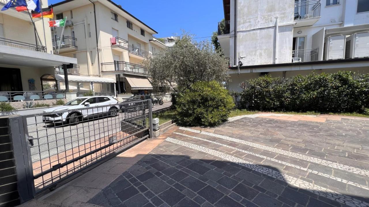 Appartement Dre Marena à Rimini Extérieur photo